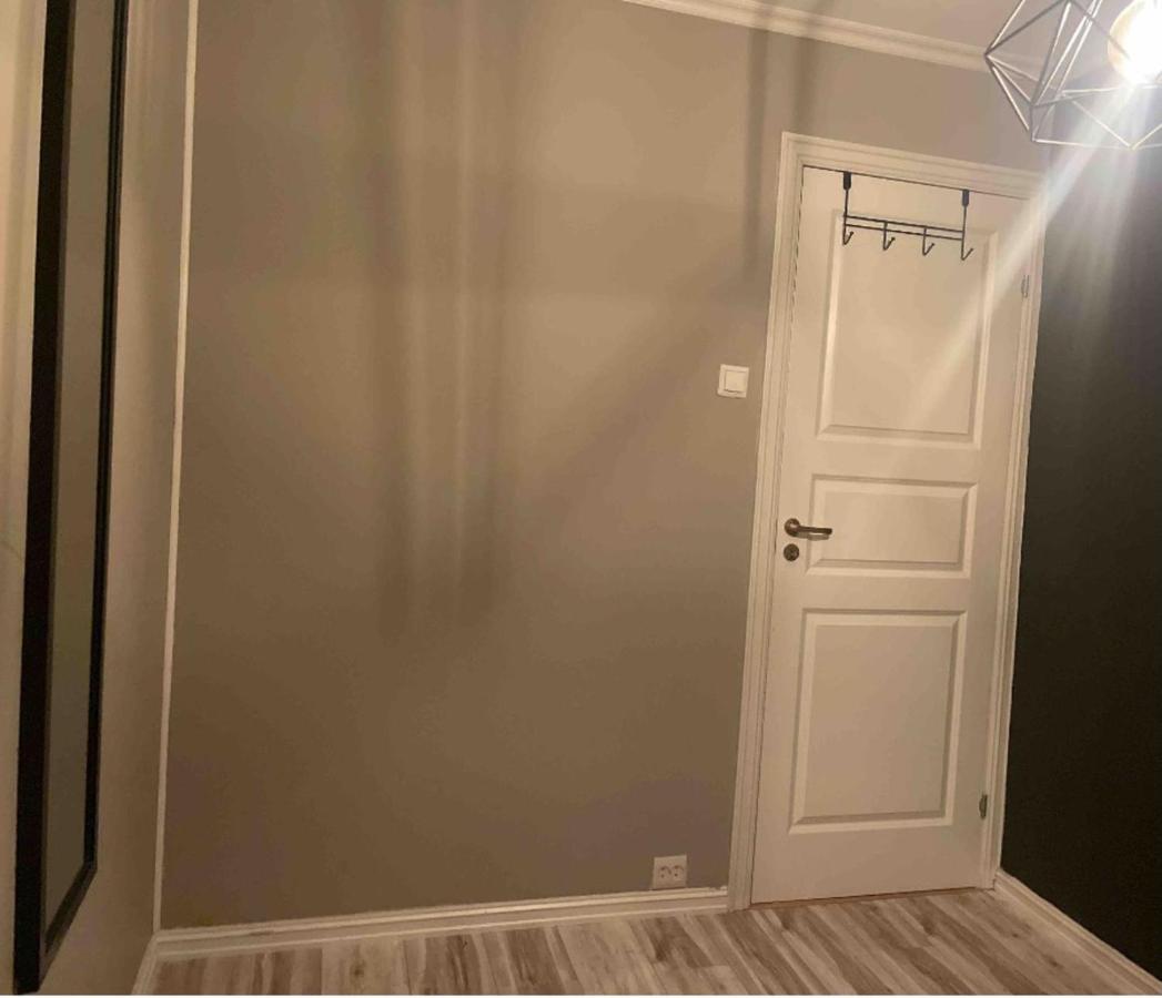 Beautiful 5-Bed Villa In Mandal Kültér fotó