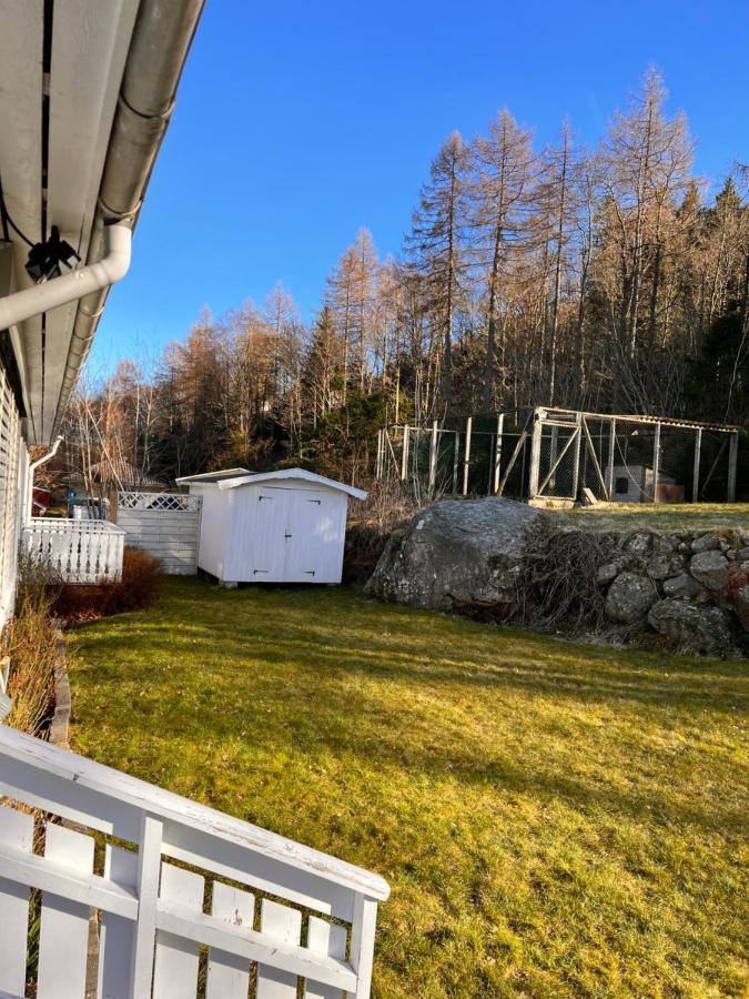 Beautiful 5-Bed Villa In Mandal Kültér fotó